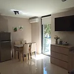 Amara-boutique & Design - студио 4*